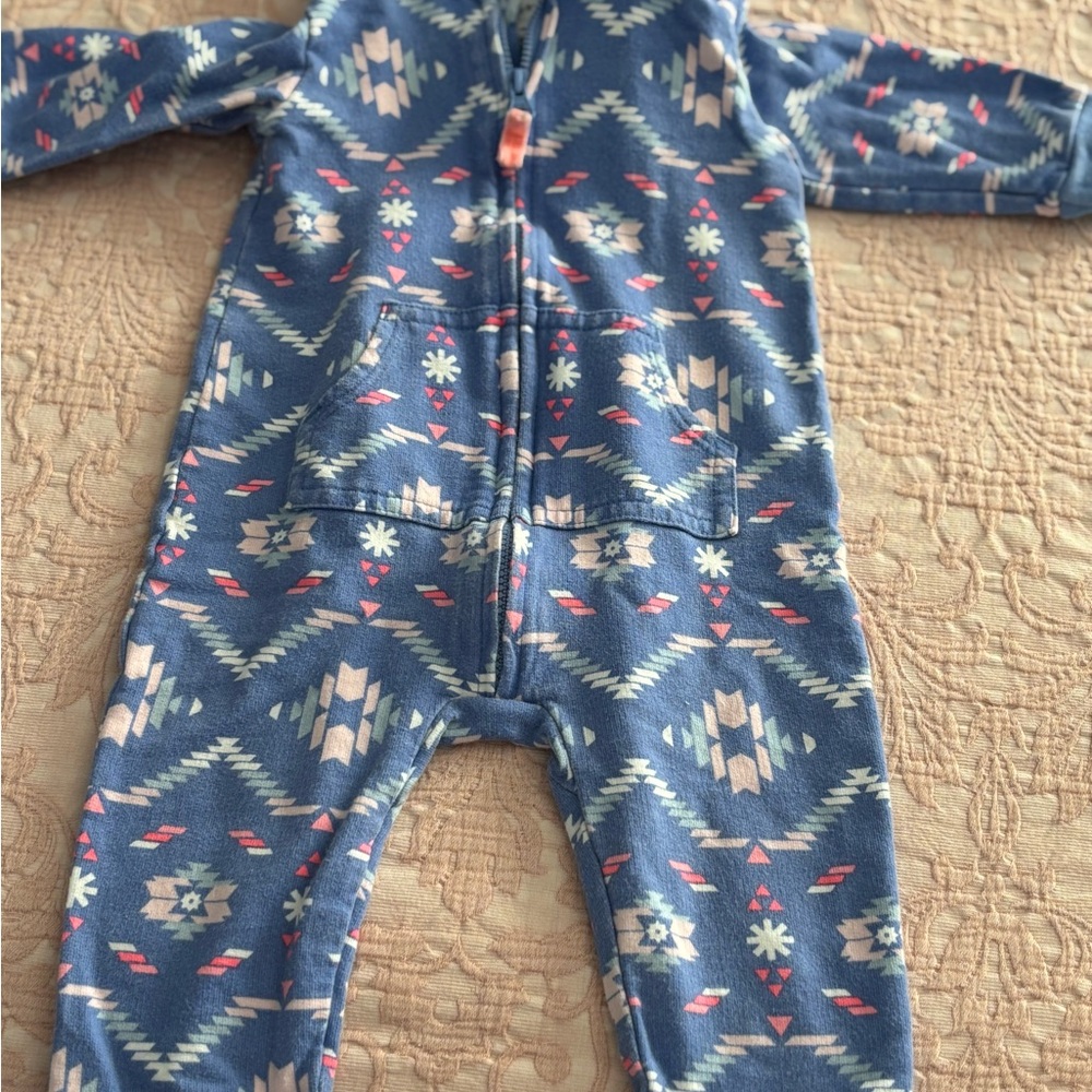 Carter's Geometric Blue and‎ Pink Footie Aztec 6 month